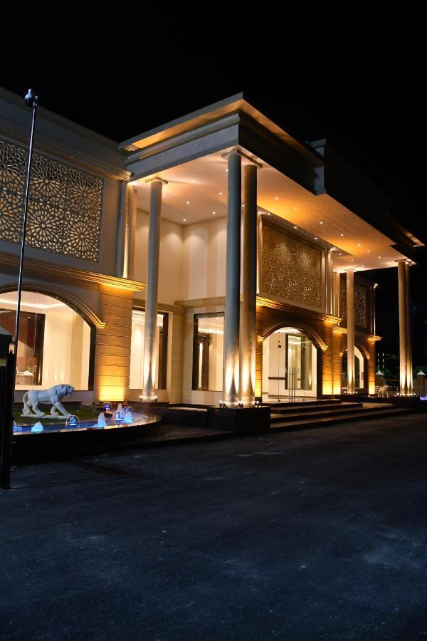 Mayur Hotel & Resort Sitapur  Exterior photo
